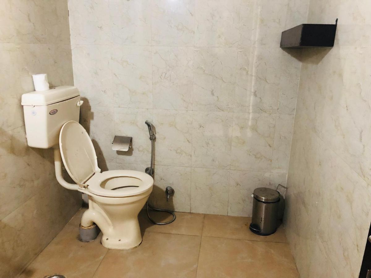 Backpackers Park Hostel نيودلهي المظهر الخارجي الصورة